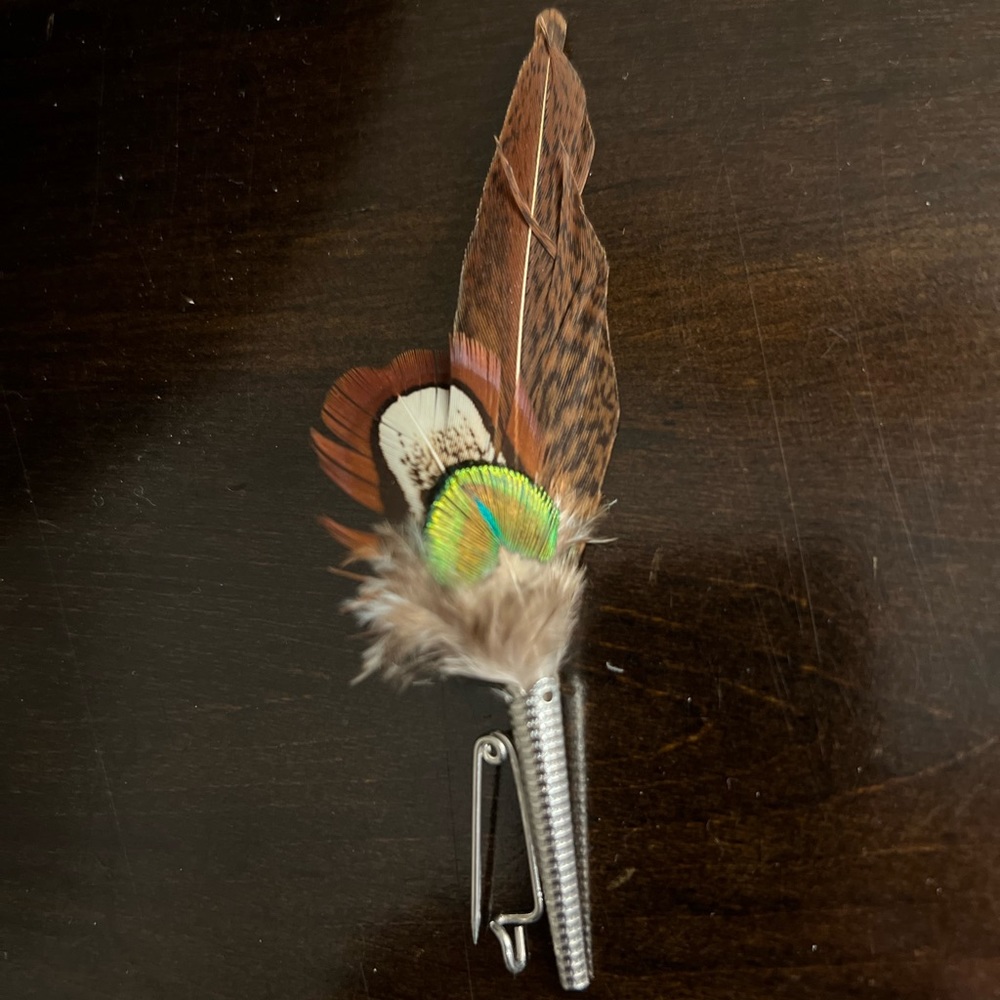 Feather Hat Pin - Picture 2 of 4